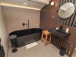 Shower - Glencoe House (Wooler)