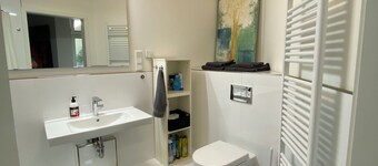 Living in a studio - Living in a Studio