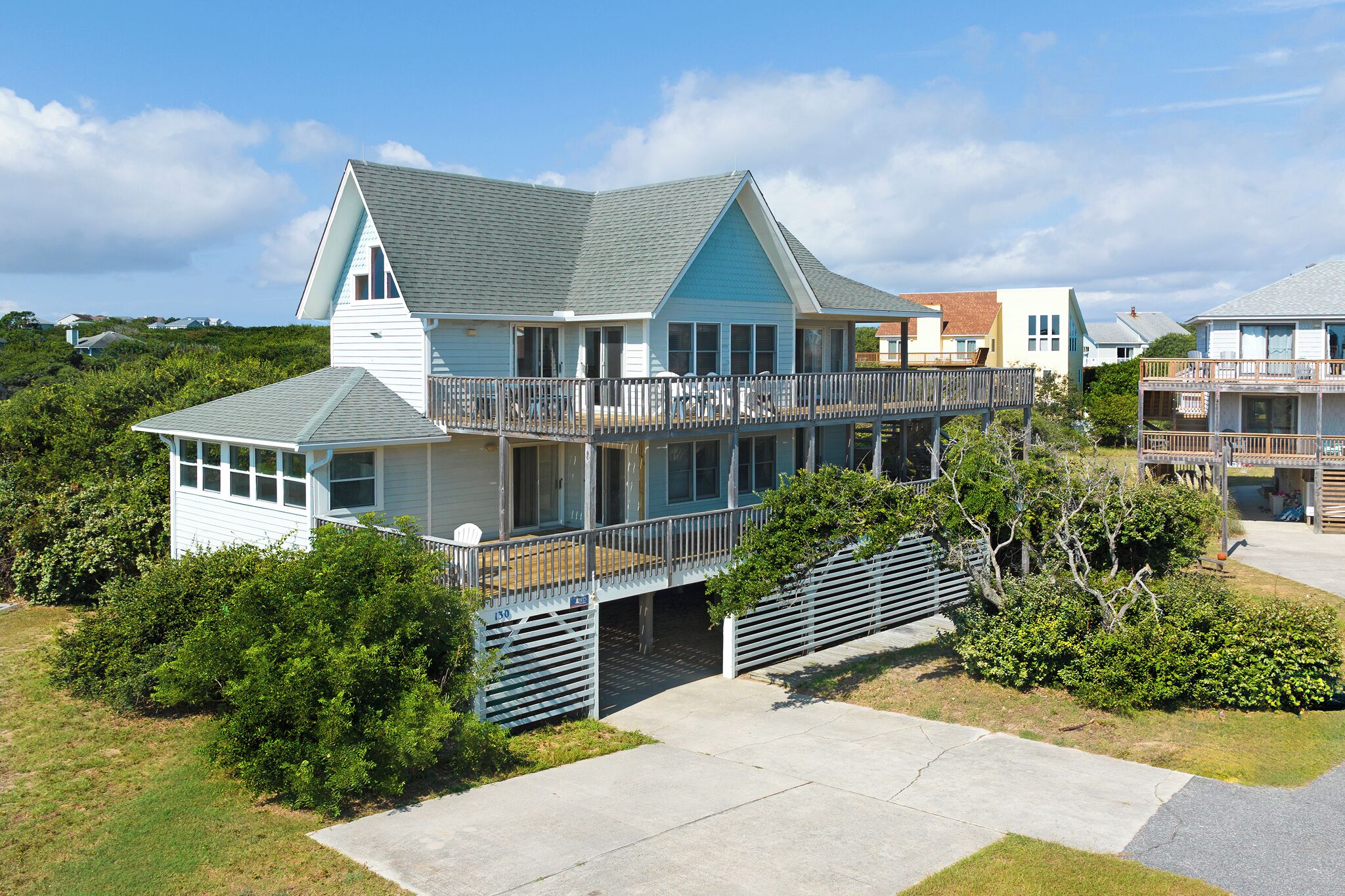 Shannon: Semi-Oceanfront, Shared Pool