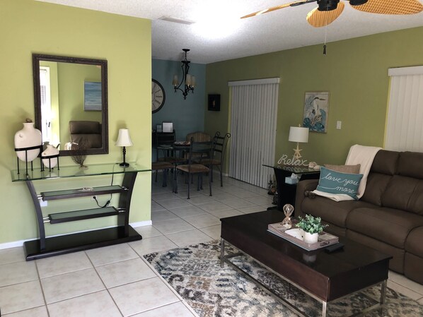 TV - Sarasota 2 Bedroom Villa Bungalow (Sarasota)
