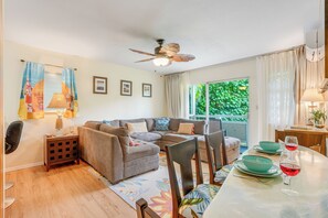 Smart TV, DVD player