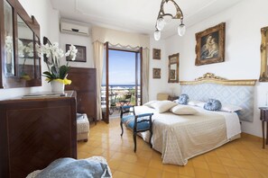 2 chambres, fer et planche Ă repasser, Wi-Fi gratuit, draps fournis