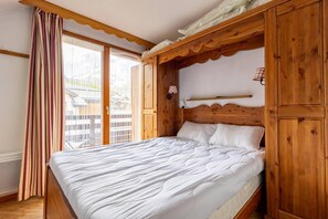 1 bedroom, Internet - 50m from ski slopes, 3rd floor, fitness, swimming pool, sauna, balcony, fireplace or stove, tv (Les Orres)