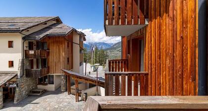 2nd floor, view street, swimming pool, sauna, balcony, tv, ski locker, 35m², Les Orres