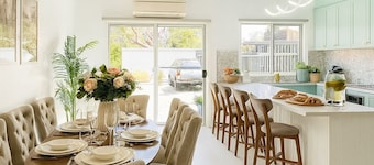 Convenient I Spacious I Playground | Backyard BBQ I Park View