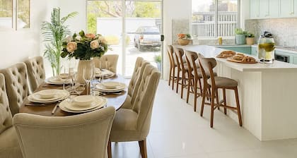 Convenient I Spacious I Playground | Backyard BBQ I Park View