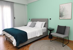 2 chambres, fer et planche à repasser, Wi-Fi gratuit, draps fournis