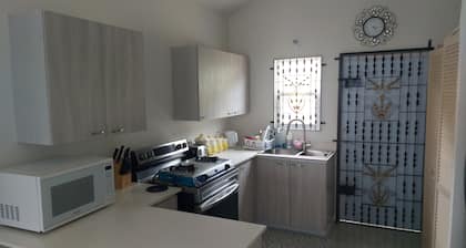 Cozy cove ideal get away