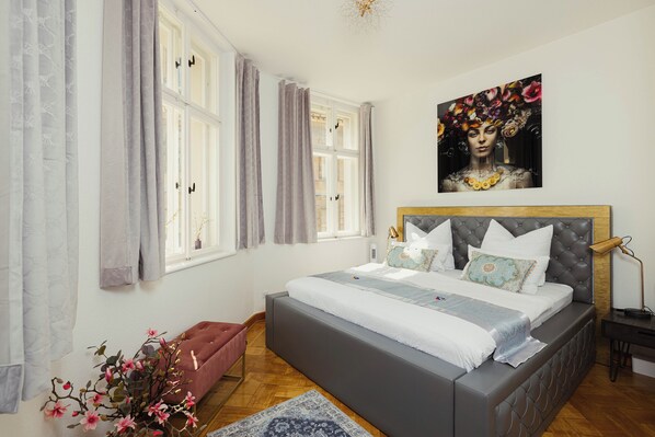 1 bedroom, desk, iron/ironing board, free WiFi