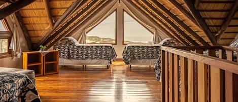 Apartment, Sea View | Blackout drapes, iron/ironing board, free WiFi