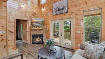 Cabin, 3 Bedrooms | Living area