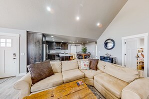 Fernseher, Tischfußball