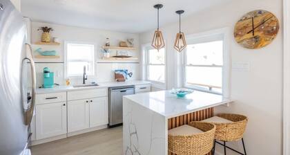 Beach Block-1min Walk-Luxury-The Reef Downstairs