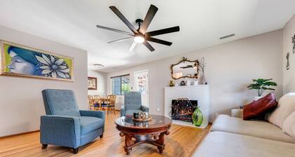 Pet-Friendly 3BR Retreat with Office, King Bed, Fenced Yard & Walk-In Shower