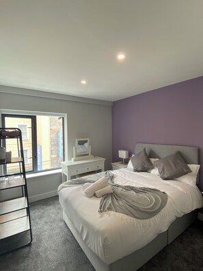 City Double Room, Multiple Bedrooms - Madison House (Galway)
