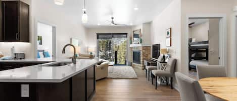 Apartment (2 Bedrooms) | Front of property