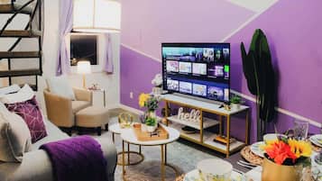 Smart TV, books
