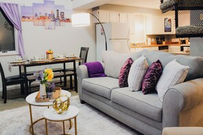 Älytelevisio, kirjoja