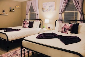 2 bedrooms, iron/ironing board, WiFi (free), bed sheets