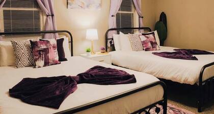 Charming Clifton Loft with Balcony & Free