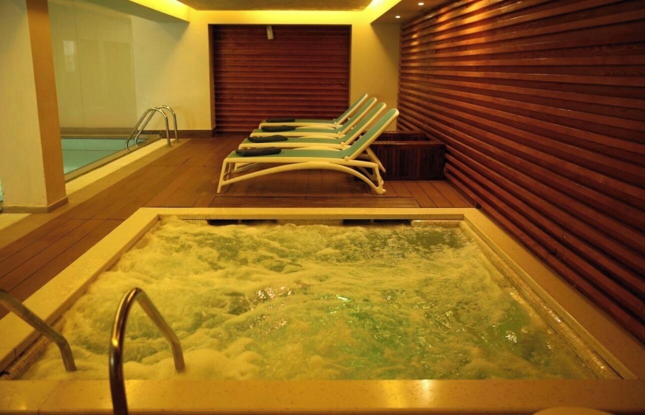 Sauna, Körperbehandlungen, Körperpeelings, Gesichtsbehandlungen