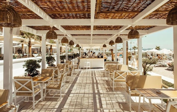 Beach bar - Palace Hotel & SPA (Durrës)