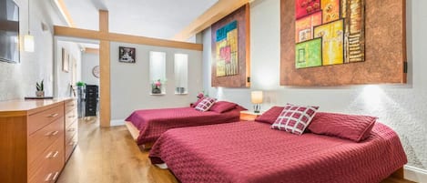 1 bedroom, desk, iron/ironing board, free WiFi