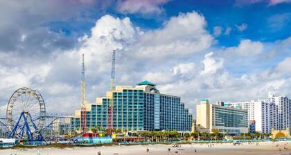 European Elegance: Charming Condo in Palm Coast's European Village