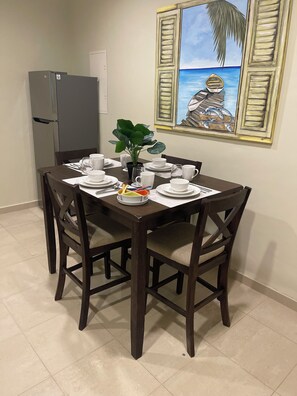 Dining - Hidden gem, close to Jan Thiel beach Curacao (Jan Thiel)