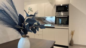 Skrivebord, skrivebord for bærbar PC og lydisolert