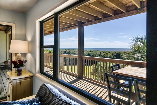 Smart-TV, Videospiele, Bücher