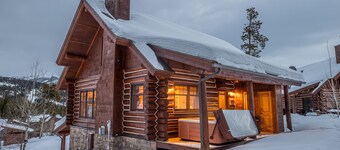 4 Bedroom Ski-In-Ski-Out Big Sky Cabin