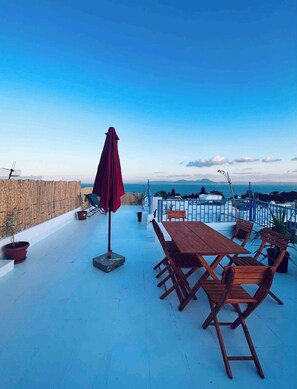 Outdoor dining - 3 bedroom private vacation home in sidi bou said (Sidi bou said)