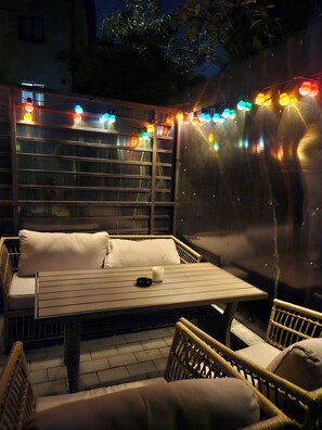 Outdoor dining - Exclusive Living Apartment 
 (Bucharest)