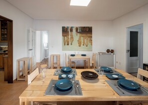 Dining - Oteses11 Amplitud-confort-tranquilidad en el Centro de Baeza. Parking Privado (Baeza)