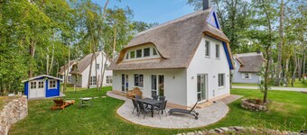 Lovely home in Zirchow with WiFi