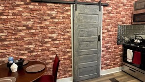 Dining - Cupcake House: Cute and Cozy Getaway (Montgomery)