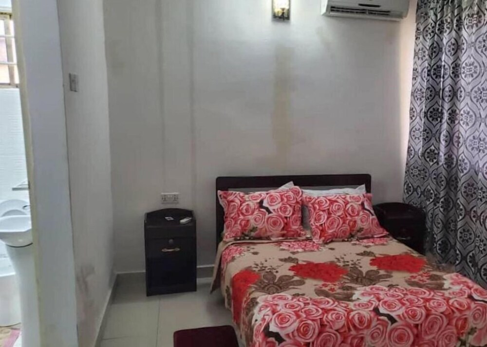 Savagem Furnished Apartment Freetown Vrbo