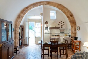 Dining - The Arches of Ortigia - Cala Rossa Cozy Apartment (Siracusa)