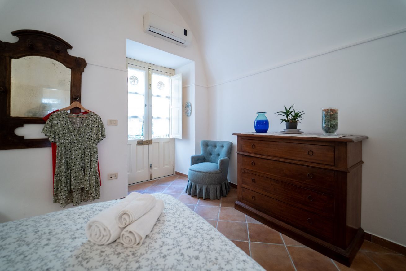 1 bedroom, iron/ironing board, Internet, bed sheets