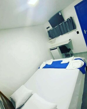 Twin Room | Desk, laptop workspace, free WiFi - Pousada Estacão do Porto (Ipojuca)