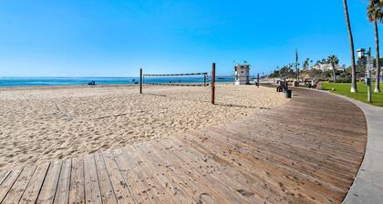 SH 1 Ocean View condo, walk to Main Beach