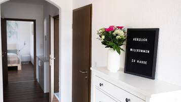 3 bedrooms, iron/ironing board, WiFi, bed sheets