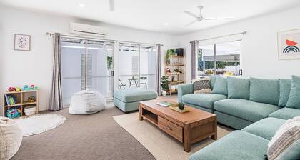 Nightcliff Exquisite Family Home with Pool