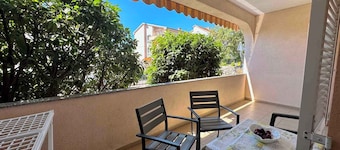 Appartement de vacances avec terrasse et air conditionné