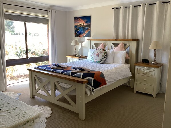 3 間睡房、熨斗/熨衫板、免費 Wi-Fi、床單