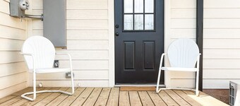 Elegant studio near downtown