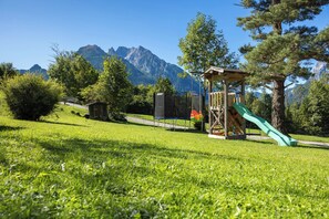 Children’s area - 5-star vacation apartment Klausbachtal 45sqm 3 persons W-LAN (Ramsau bei Berchtesgaden)