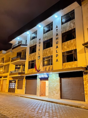 Fachada de la propiedad