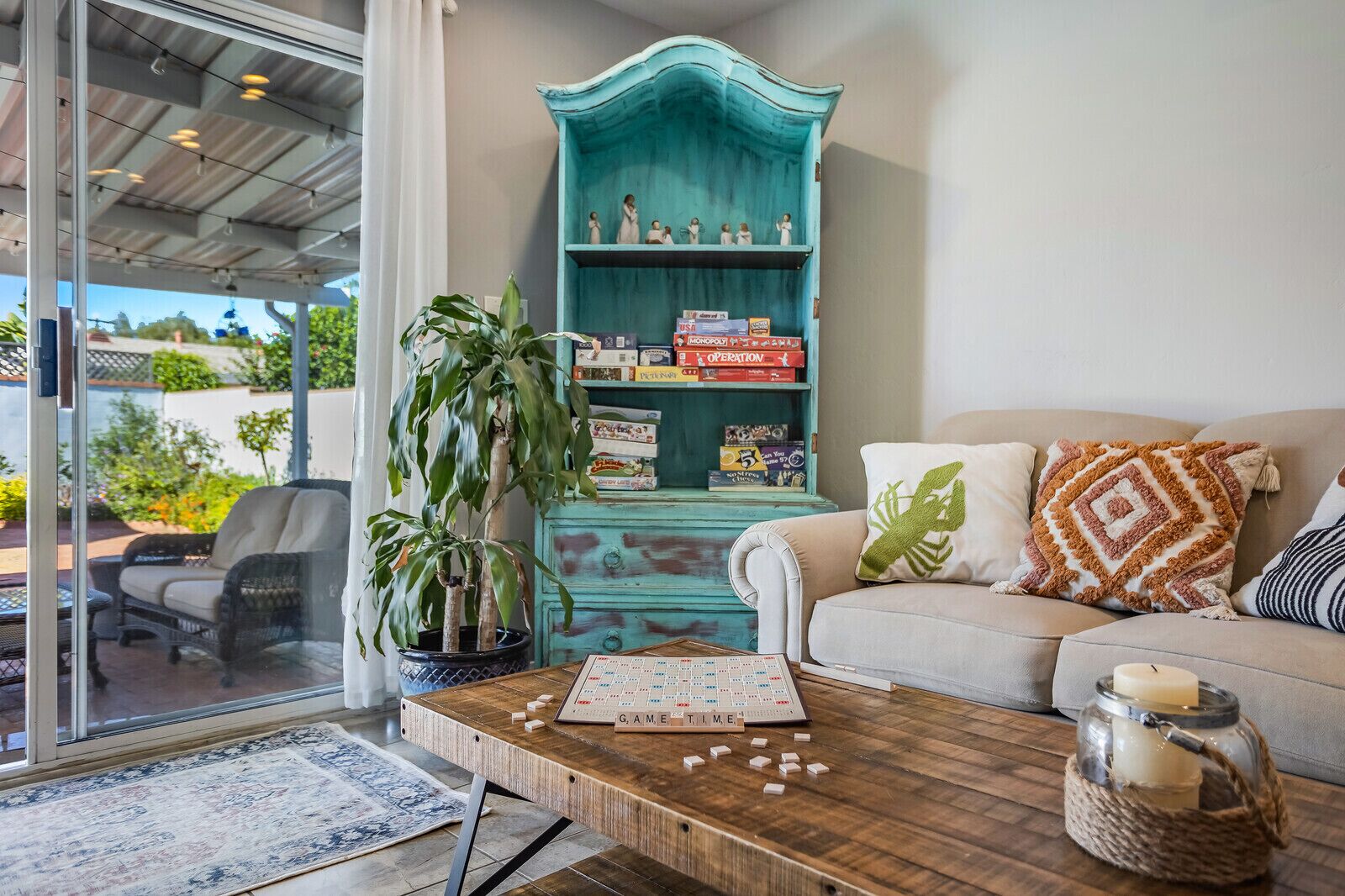 Smart-TV, fotballspill, bøker og printere